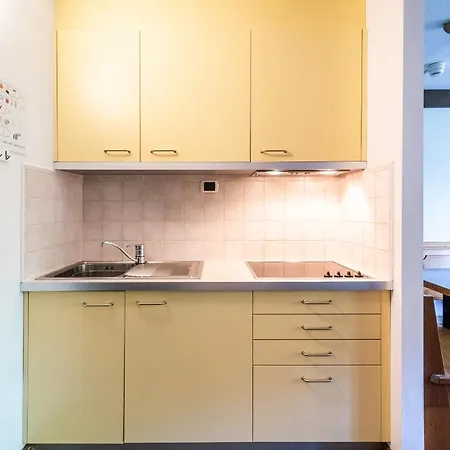Ambiez Residencehotel מלון דירות 3*