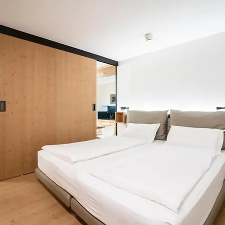 Ambiez Residencehotel Hotel apartamentowy 3*