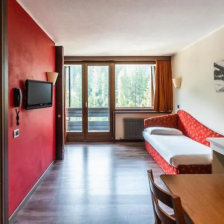 Ambiez Residencehotel מלון דירות מדונה די קמפיליו